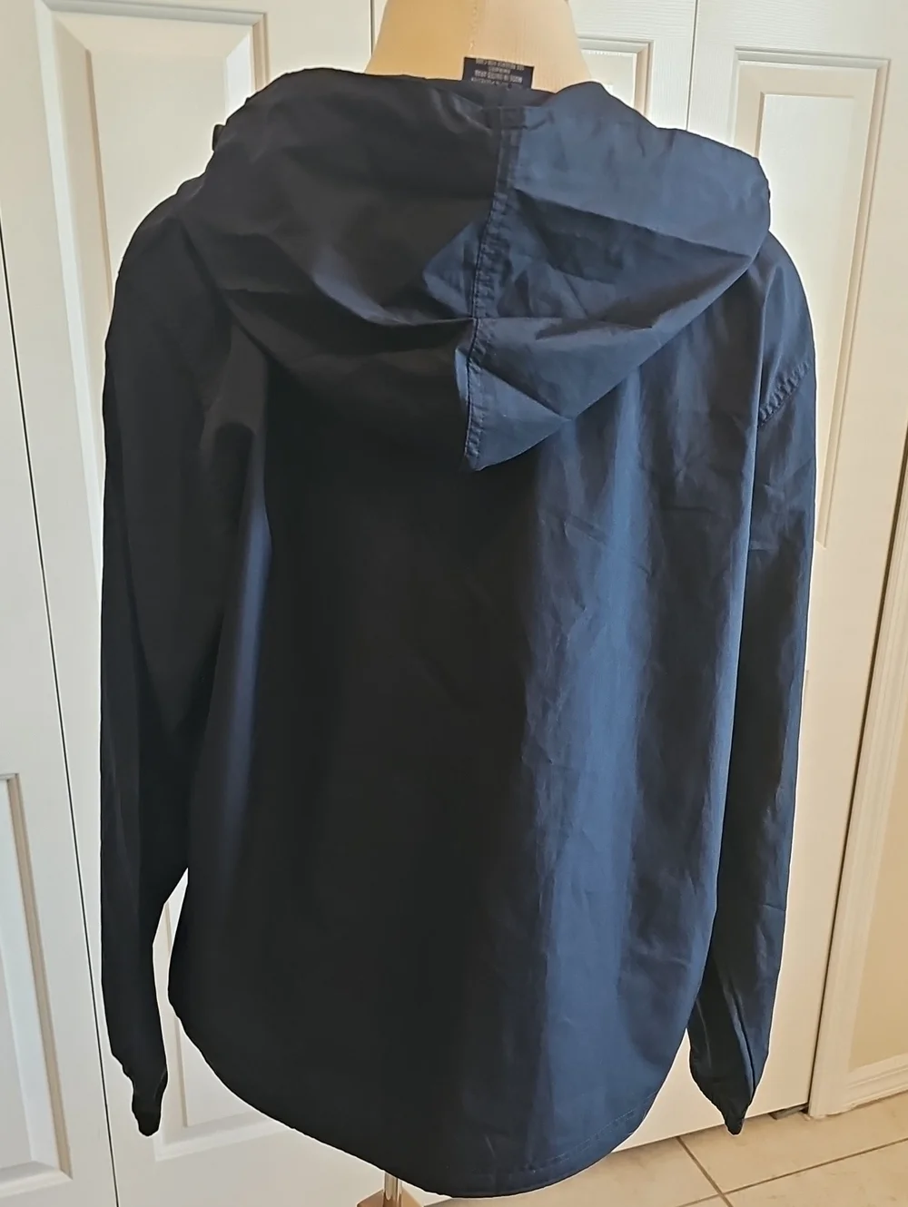 Charles River Navy Blue Hooded Windbreaker with Monogram Embroidery. Sz Small